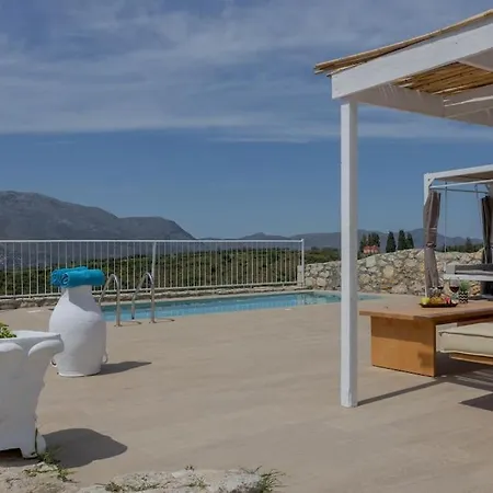 Tranditional Stone House Villa Agios Myronas