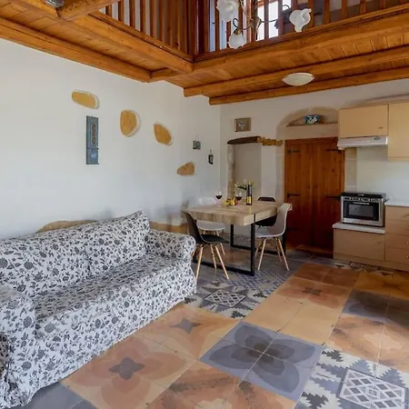 Villa Tranditional Stone House